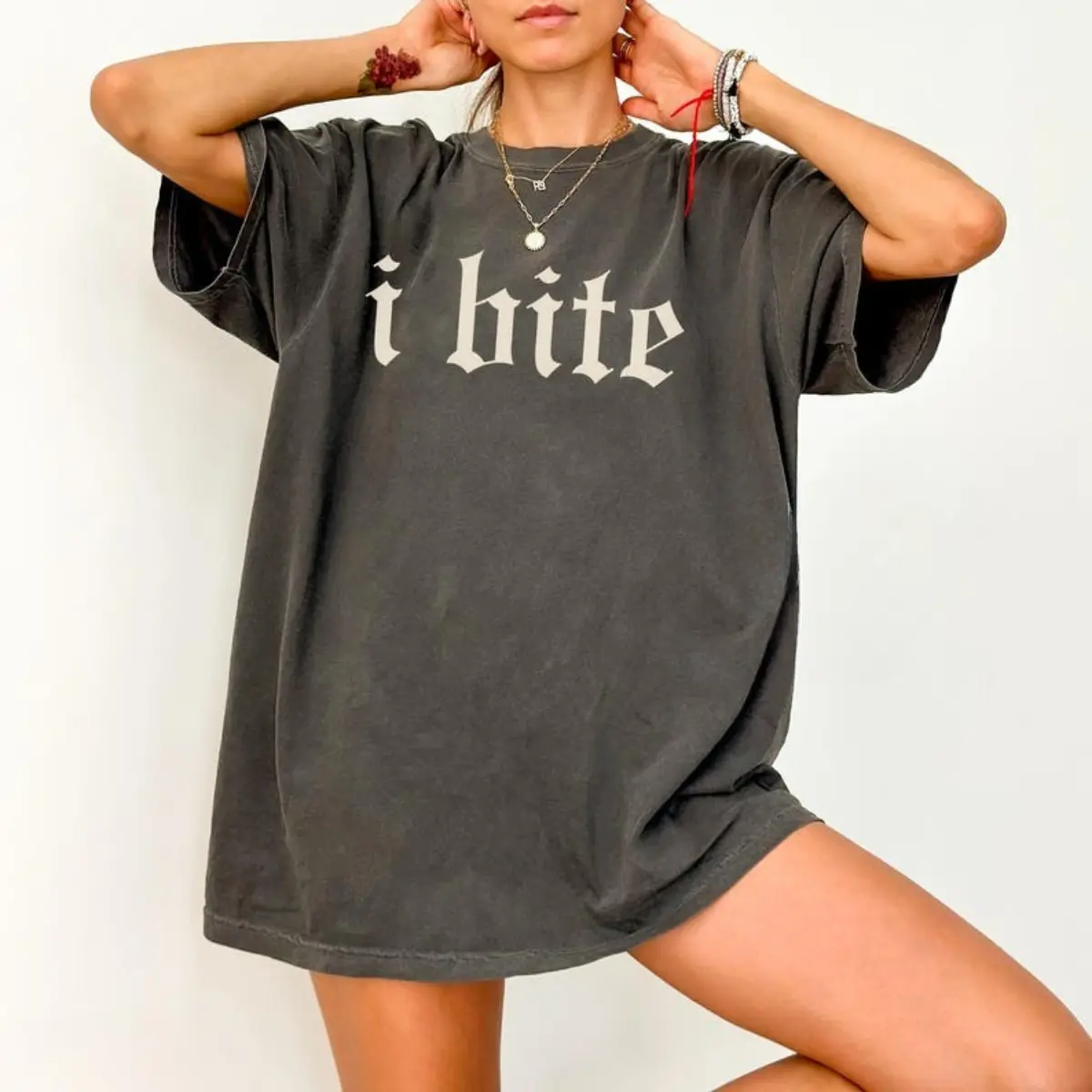 Comfort Colors I Bite T-shirt, Unhinged Shirts, Weird Gift for Friend/ Him/ Her, Dark Humor Tee, Offensive Shirt, Funny Funny Graphic Tees