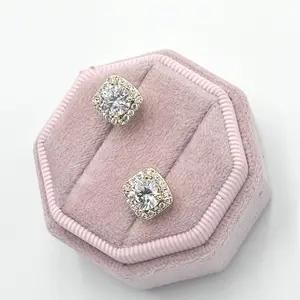 Zircon Earring Size Small - Elegant Square Design with Sparkling Stones for Everyday Wear