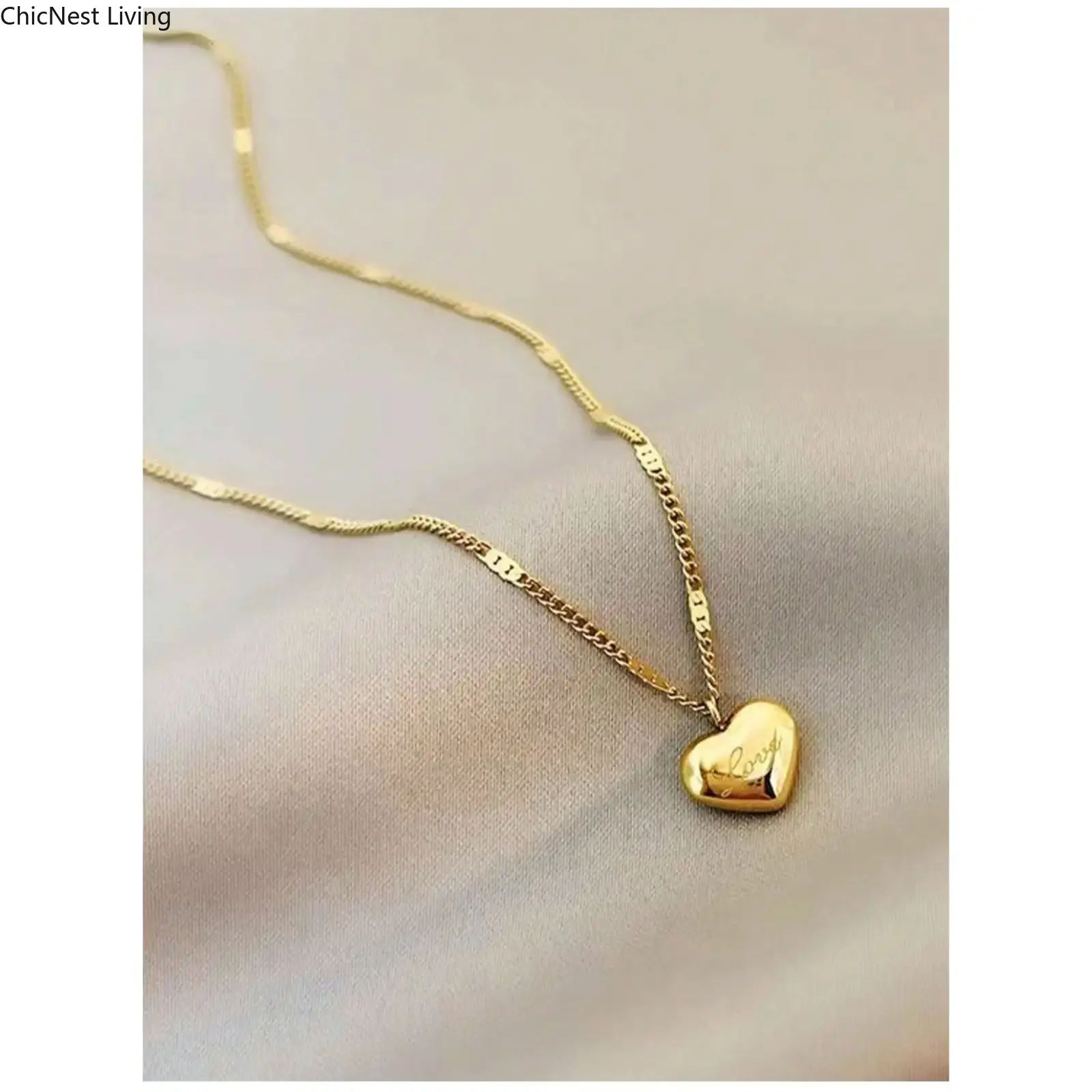 Women's Heart Design Stainless Steel Chain Necklace - Fashion Costume Jewelry, Elegant Daily Wear Accessory for Women, Heart Design Jewelry