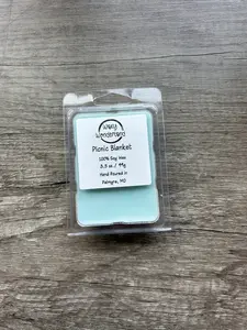 Picnic Blanket Clamshell