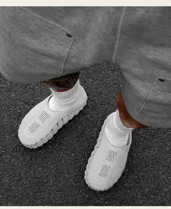 Men’s Cloud Clogs | Lightweight Soft Cushion Slides Anti-Slip Bathroom Slippers Mind 001