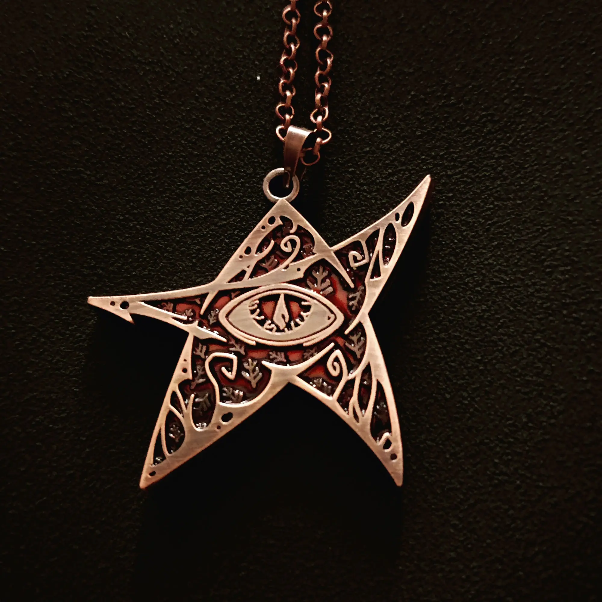 The Elder Sign of Cthulhu Necklace - Elegant Design with Unique Features and Inspirational Message