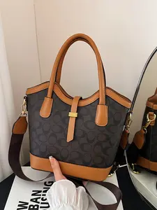 Cross-Border Fashion Women's Bag 2026 New High-End Retro Print Shoulder Bag, Unique Design Handbag, Elegant All-Season Accessory, Versatile Shoulder Bag