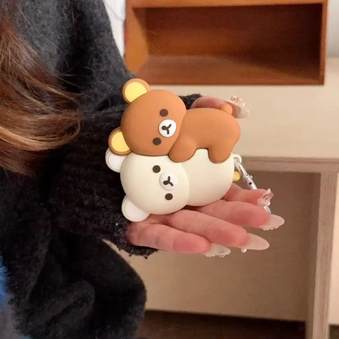 Cartoon Cute Bear Hug AirPods Case Decoration, Compatible with Apple AirPods Pro3 Pro2 4 3 Pro 2 1, Shockproof, Drop-Proof and Protection, Protective Earphone Cases Silicone Cover Headphones Audio