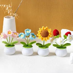 Handmade Crochet Bouquet Potted Flowers, Artificial Flower Potted Plant, Knitted Artificial Forever Flowers with Exquisite Pot Decor Decorative Fruit Decoration Gift Ornaments