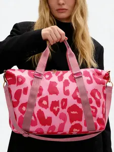 Sweet and  fashion Leopard-print shoulder slung Travel Duffle Bag, retro adjustable shoulder strap portable design, energetic and casual everyday shoulder crossbody bag, niche design  practical and suitable for  traveling.