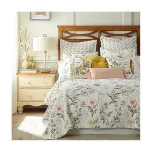 Levtex Home Viviana 3-Piece Floral Full/Queen Quilt Set