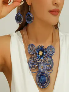 Fashion Handmade Flower Pendant Necklace Earrings Set with Rhinestone Beading Statement Jewelry for Women Party Gift, Fashionable Jewelry Set