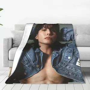 JK Blanket Style Home Textile Flannel Cozy Throw Blanket Suitable for beds and sofas can also be given as a gift