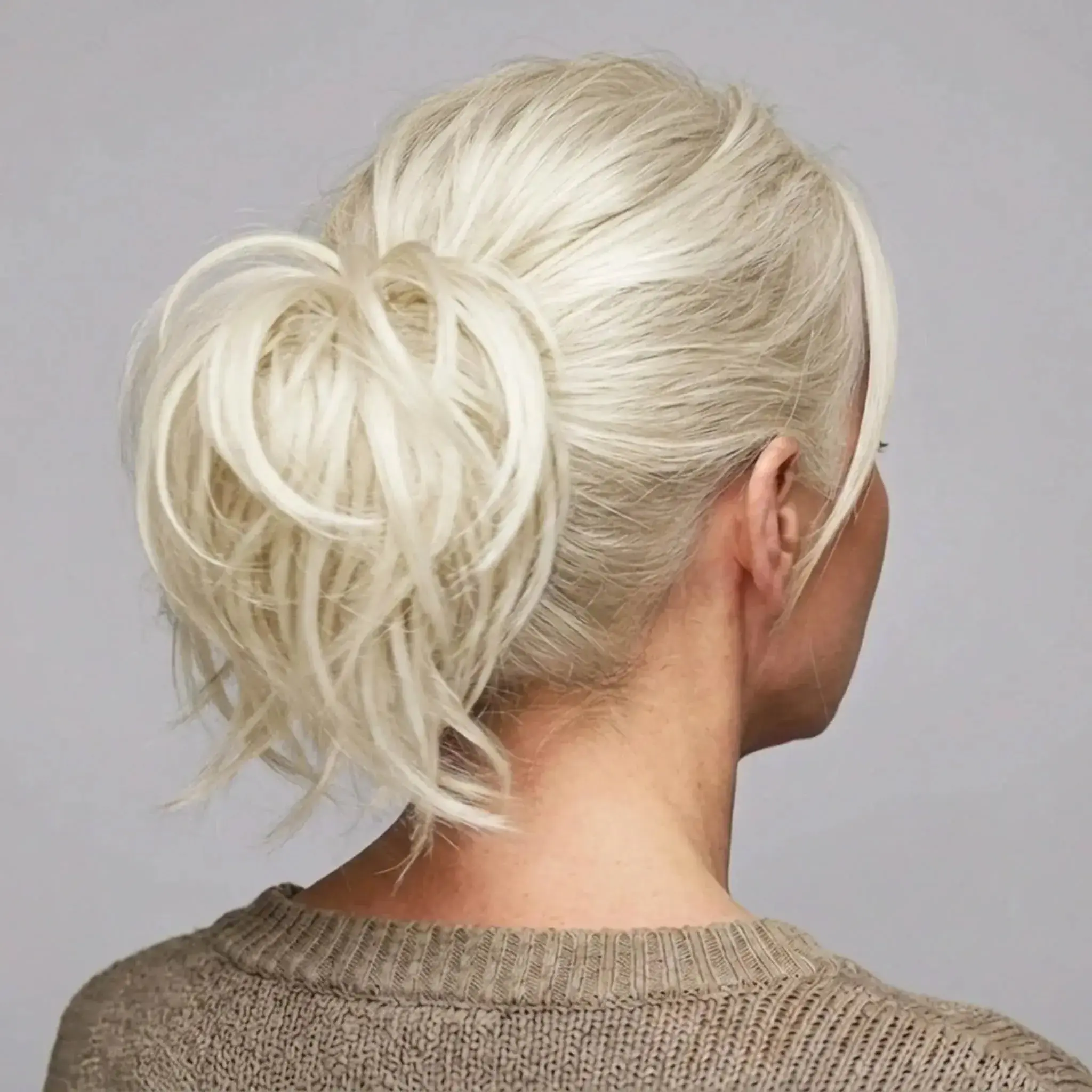 Apexhairs Bun Scrunchie, Messy Boho Curly Premium Synthetic Soft Hair, Volumizing Heat-Resistant Hairpiece for Dressy Updos, Synthetic Soft Hairpieces, Updo Scrunchie, All Seasons