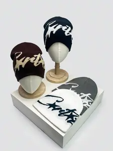 Unisex Unique Letter Print Knit Hat, Star Fashion Street Style Beanie, Hip-Hop Trendy Street Fashion Cold Cap for All Seasons, Fitted Design, Suitable for Men and Women