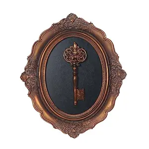 Vintage Ornate Resin Skeleton Key Wall Sculpture - Gold Frame Exquisite Decorative Hanging Art for Home Living Room Office Gothic Retro Ornament Art Wall Decoration