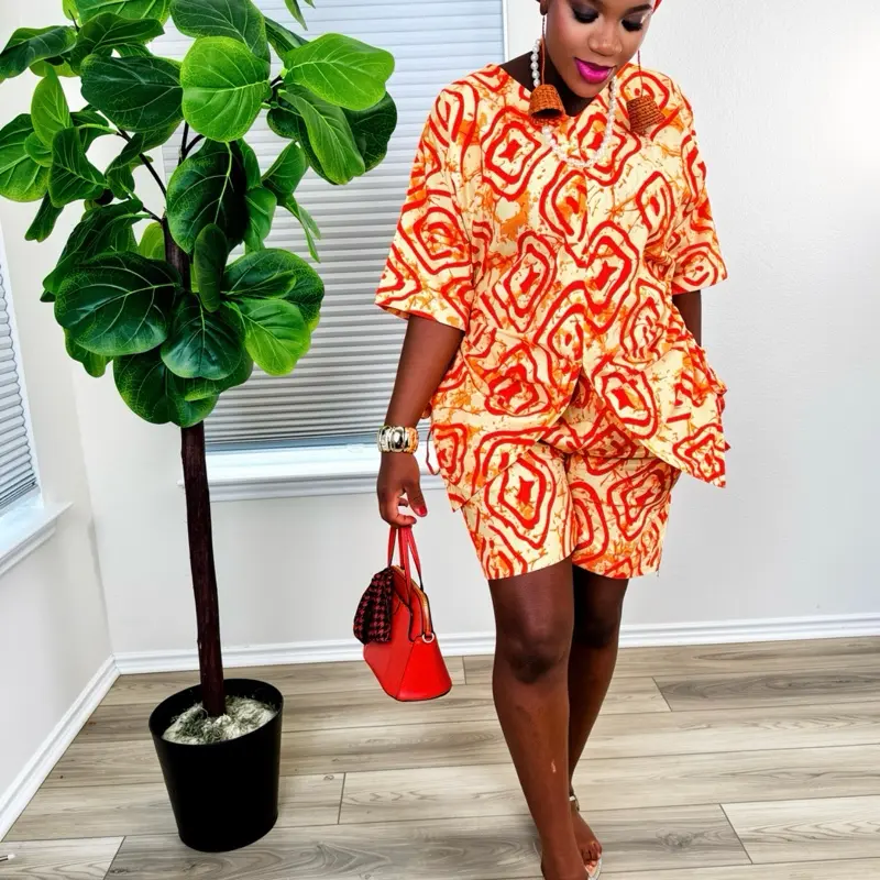 Women's Loose-Fitting 2-Piece Ankara Short & Blouse Set - Breathable Summer Print Style, Stylish Sleeve-Included Womenswear Suit
