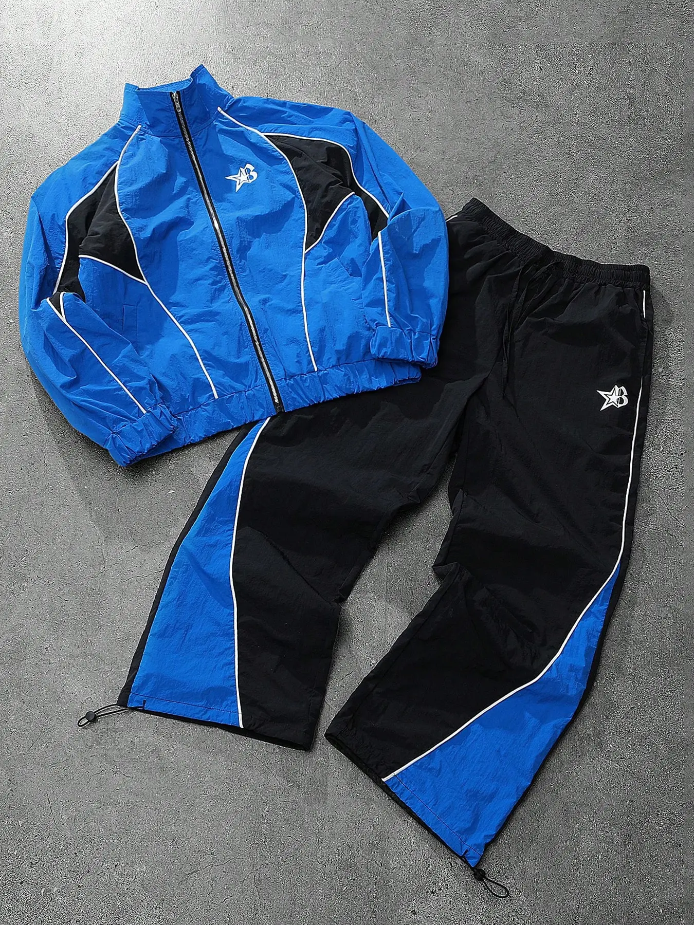 Men's Blue Vintage Sportswear Set, Star Badge Patch, Colorblock Stitching, Lightweight Windproof Jacket, Drawstring Pants Two-Piece, Athletic Tracksuit Set