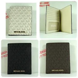 Pre-owned MICHAEL KORS PVC/CANVAS COATED Small Leather Goods Jet Set Travel Passport holder wallet cardcase.
