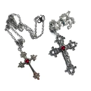 2pcs Gothic Style Necklace Large Cross Neckchain Unisex Church Pendant Choker Crucifix Shape Clavicle Chain Accessory