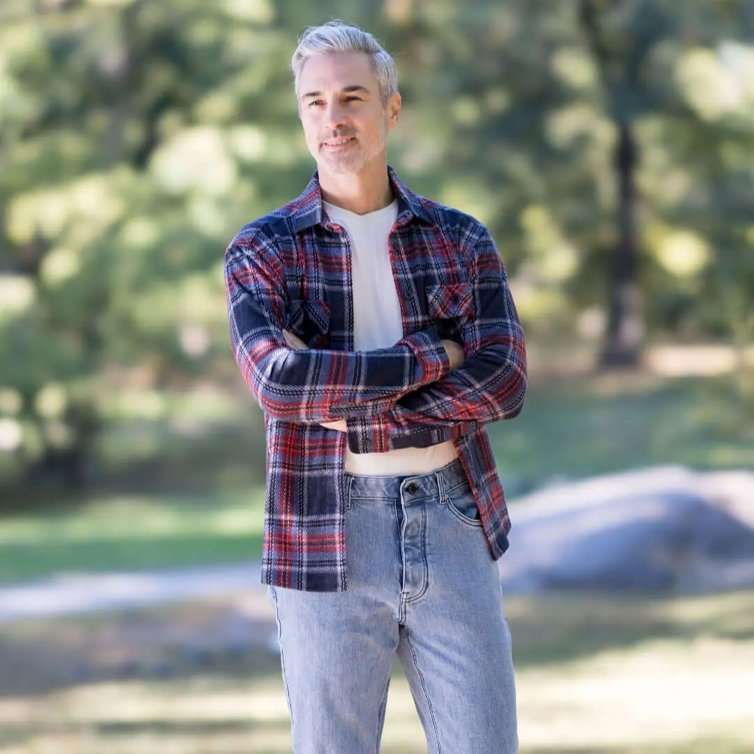 Magnetic Closure Flannel Shirt in Blue Red Plaid