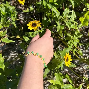 Sunflower beaded bracelet