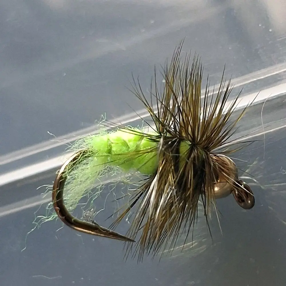 Green Fly Fishing Lure with Detailed Feathers and Hook for Enhanced Catching