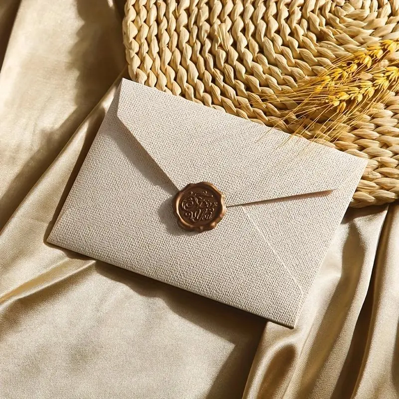 Vintage Unique Envelopes for Wedding Invitations, Elegant Postal Stamp Notes for Formal Events, Luxurious Stationery Supplies with Classic Design, Paper Envelope