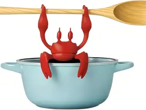 Crab Silicone Utensil Rest ，Stove Top Non-Slip Spoon Holder and Kitchen Spoon Organiser ，Steam Release, Heat Resistant, Suitable for Various Kitchen Pots, Red