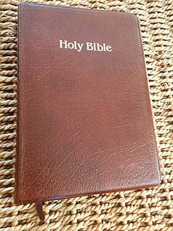 Used Holy Bible - New King James Version - Nelson 406BR - Red Letter - Genuine Leather - 1982 Edition - Good Condition - English Language - Nelson-Published - No Religious Use Limitation