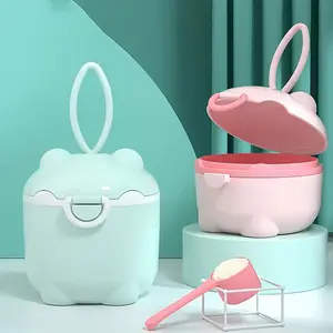 Cute Bear Cartoon Portable Milk Powder Box, Milk Storage Containers, Convenient Handle for Travel, Includes a Spoon, Ideal for On-The-Go Use