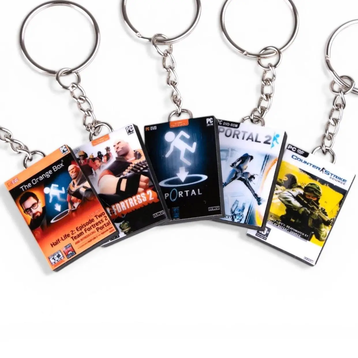 Valve Game Box Art Keychains, Half-Life, Portal, Team Fortress, Counter Strike Game Cover Charm