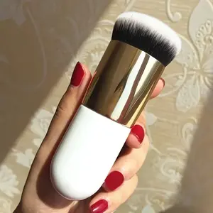 1pc Stylish Volumizing Seawall Foundation Brush - Cosmetic Brushes, Soft Nylon Bristles, A Flat Makeup Tool for All Skin Types, Fragrance-free, Ideal for Blending with Highlighter