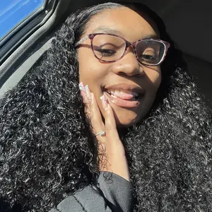 Product Review of [Spring Essential] Wiggins Hair Short Curly Wigs 7x4 Pre Cut Ready To Go Glueless Wigs Ready To Wear Human Hair Beginners Friendly 13x4 Lace Frontal Wigs #SpringStatements #WeeklyDeals from K**🌸