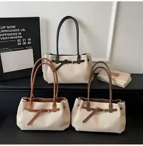 2026 New Retro Color-Block Tote Bag for Women – Large-Capacity Shoulder/Handbag for Commuting, Elegant and Versatile