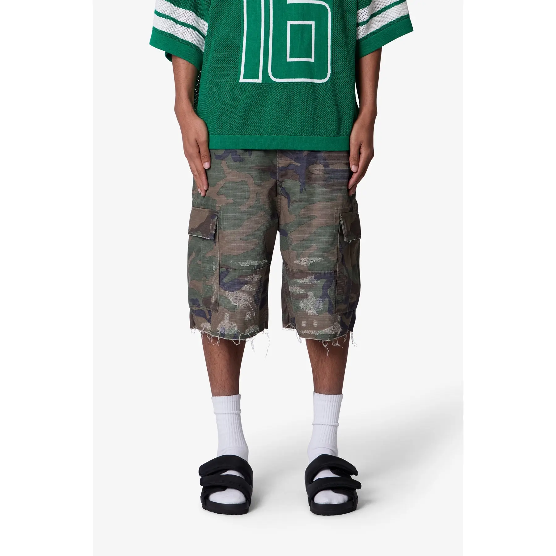 mnml Baggy Distressed Cargo Shorts - Washed Camo