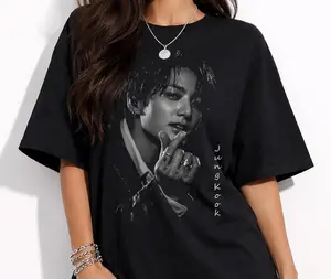 Jungkook shirt, Korean Idol Graphic Tee, Unisex T-shirt, Music Fan Gift, Korean Pop Idol Shirt, Birthday Gift Idea, jungkook T-shirt