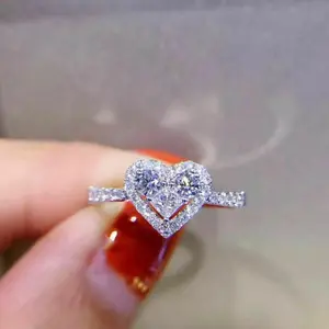 1pc Elegant Women'S Jewelry Featuring a Sparkling Synthetic Synthetic Zircon​​ Heart Ring, Perfect for Brides, Weddings, Engagements, Parties, Birthdays, Anniversaries, Christmas, And Valentine'S Day Gifts for Women Or Girlfriends