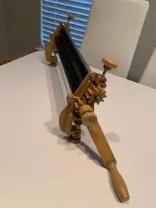 Dough Sheeter 19 inches, bread, pizzas pastas, raviolis, cakes, cookies, fondants, croissants, bread, bakery, pizza masa.