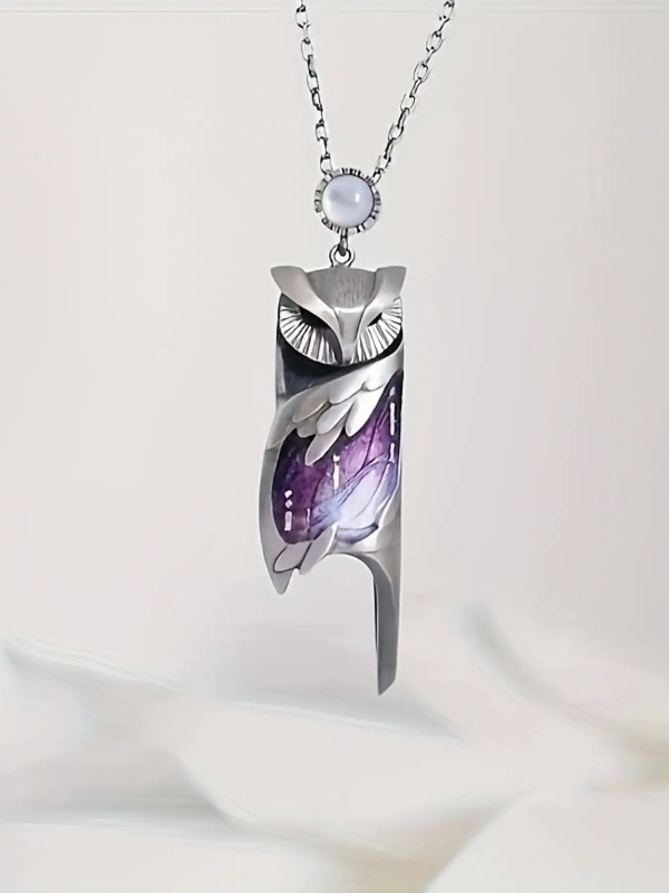 Unique Owl Shape Necklace with Pendant, Unisex Fashion Accessory, Exquisite Jewelry Gift, Synthetic Colored Gemstone, Zinc Alloy Chain, Gift Idea