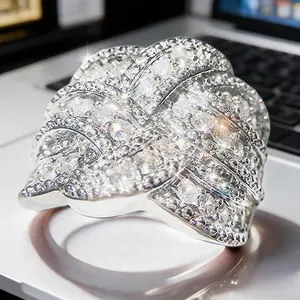 Shiny Wide twist Hiphop Ring with Round Zirconia, Gifts for Men & Women Wedding Engagement Promise Bride Eternity Ring Anniversary Ring Birthstone Ring Ladies Romantic Holiday Gift