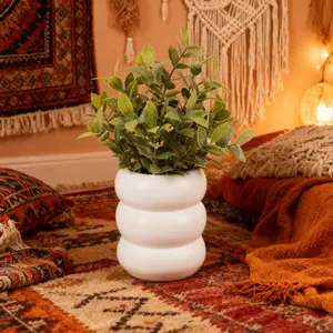 Tealeaf in 4.75" Ceramic 4.75*4.75*5.25 Matte White Bubble Planter for Indoor Decor Lush Green Foliage Botanical Accent