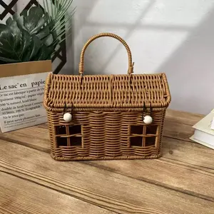 House-Shaped Handmade Wicker Basket With Lid Art Storage Basket Gift Box Rustic Home Decor Multipurpose for Picnic Candy Desktop Organizer All Season Use