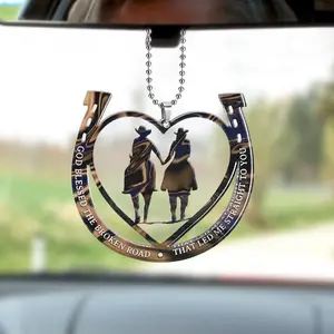 Heart Shaped Horseshoe Car Pendant Decoration, Couple Pendant, Holiday Gift, Hanging Ornament for Car Rearview Mirror, Home Decor, Car Trinkets