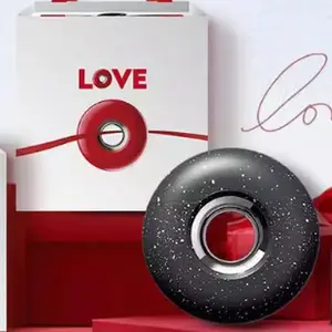 The 2026 upgraded electric shaver features a donut shape, an arc-shaped mesh head, is waterproof and skin-friendly, washable, rechargeable, has a high-speed motor, a long-lasting battery, is compact and portable, and provides a smooth, matte shave.