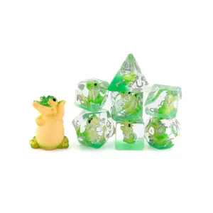 Dungeons & Dragons Crocodile Swamp Theme Resin Dice Set - 7-Piece RPG Dice with Bold Green Tones, Crocodile Details, for Dungeons & Dragons TTRPGs, Tabletop Adventures, Ages 2+