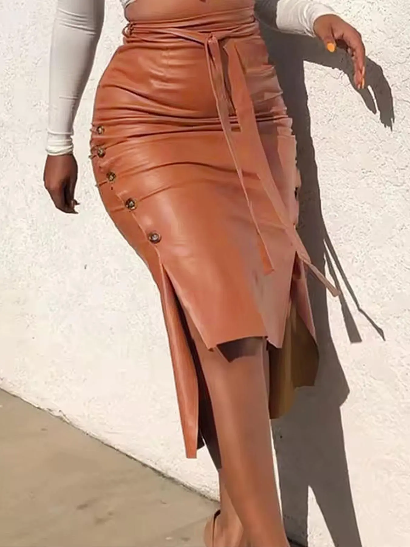 Women's Sexy Slim-Fit Midi Bodycon Fitted Skirt, Slim Fitting Skirt, PU Fabric, Asymmetrical Split Design, Office Wear, All Seasons, Fashionable, Chic & Versatile, Womenswear