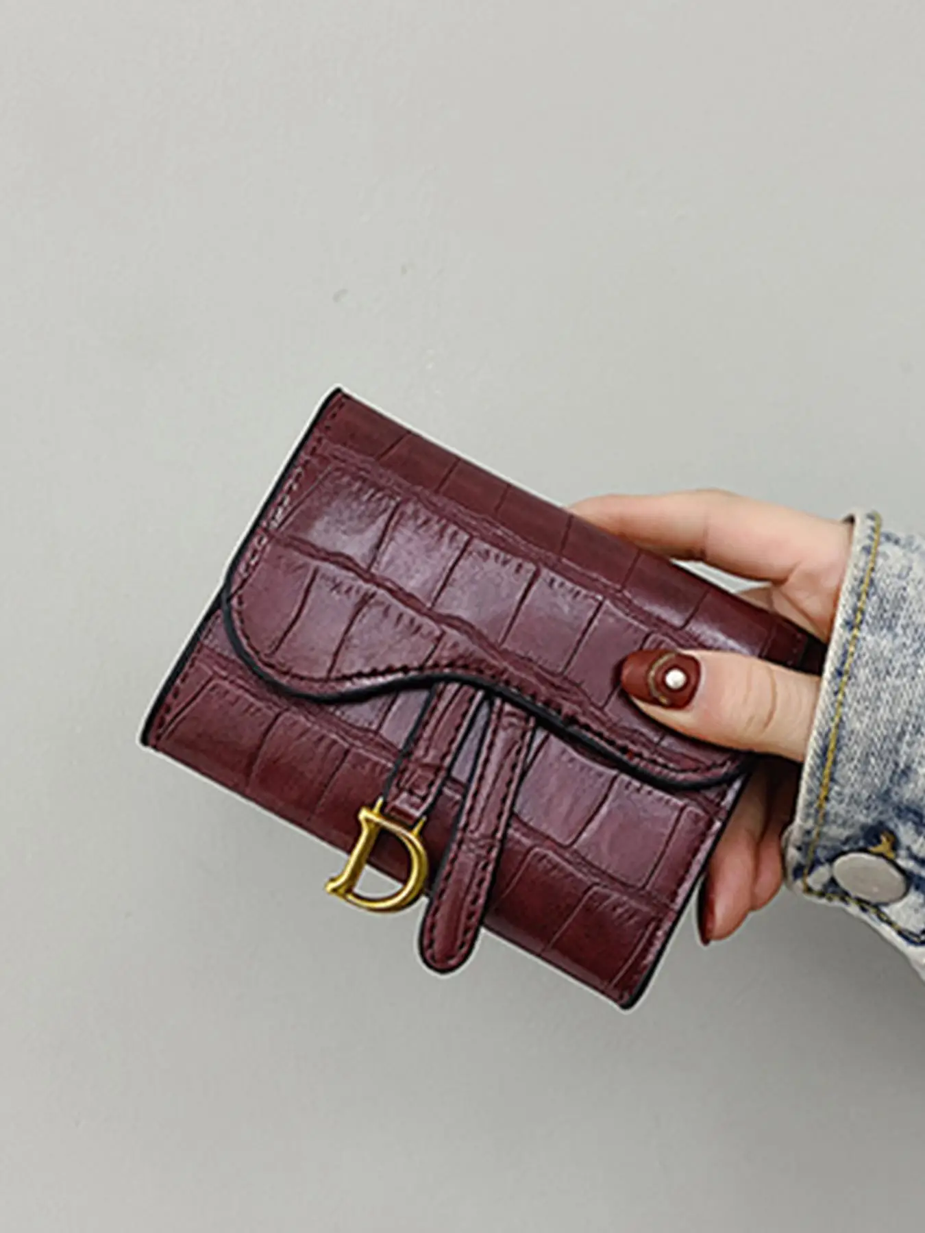 Women's Fashionable Crocodile Embossed Short Wallet, Card Organizer Protector, Casual Versatile Card Holder, Trendy All-match Wallet for Daily Use