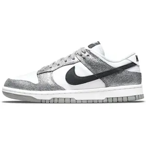 Nike Wmns Dunk Low 'Golden Gals'