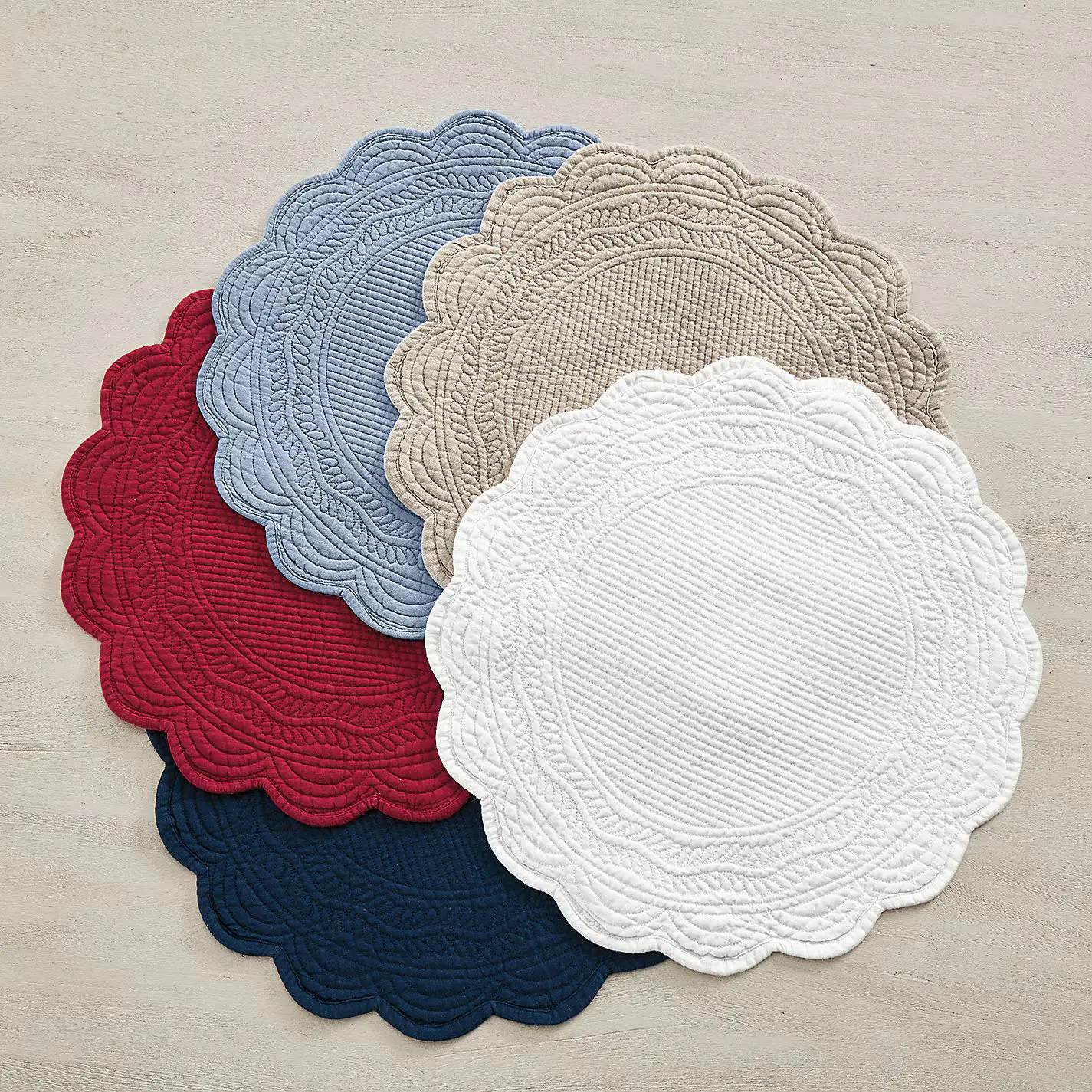 17" Marseille Linen Round Quilted Placemats - Set of 4
