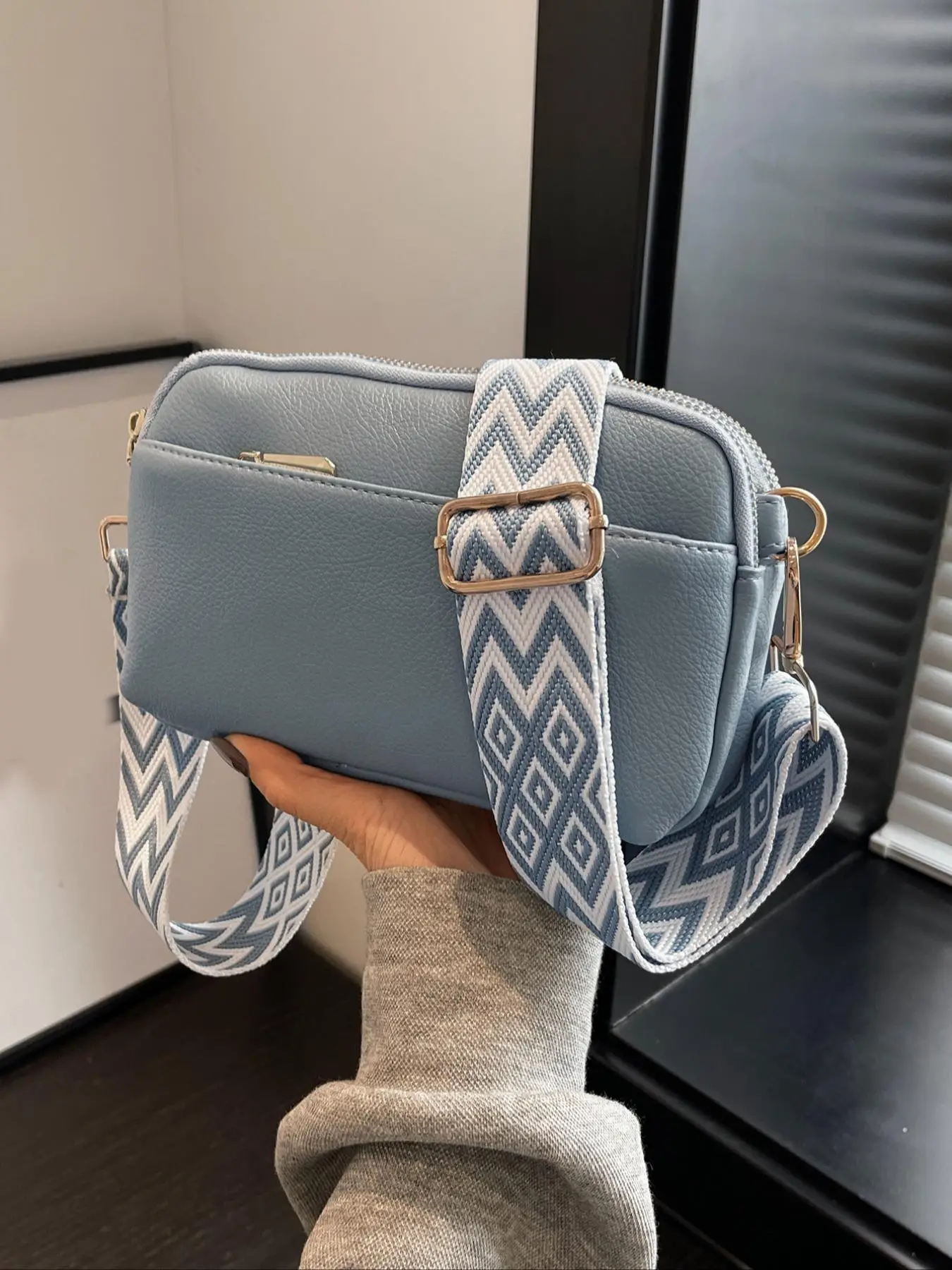 Summer Outfits 2024 Elegant Temperament Plain Color Square Crossbody Bag, Vintage Trendy Crossbody Bag with Adjustable Strap, Fashionable Crossbody Ba