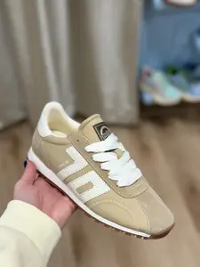 Back 70 Asian Sneaker Almond