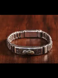 Men's Silver Color Bracelet, Lucky Charm Design, Fashionable Accessory for Men & Women, Perfect Gift Idea for Special Occasions