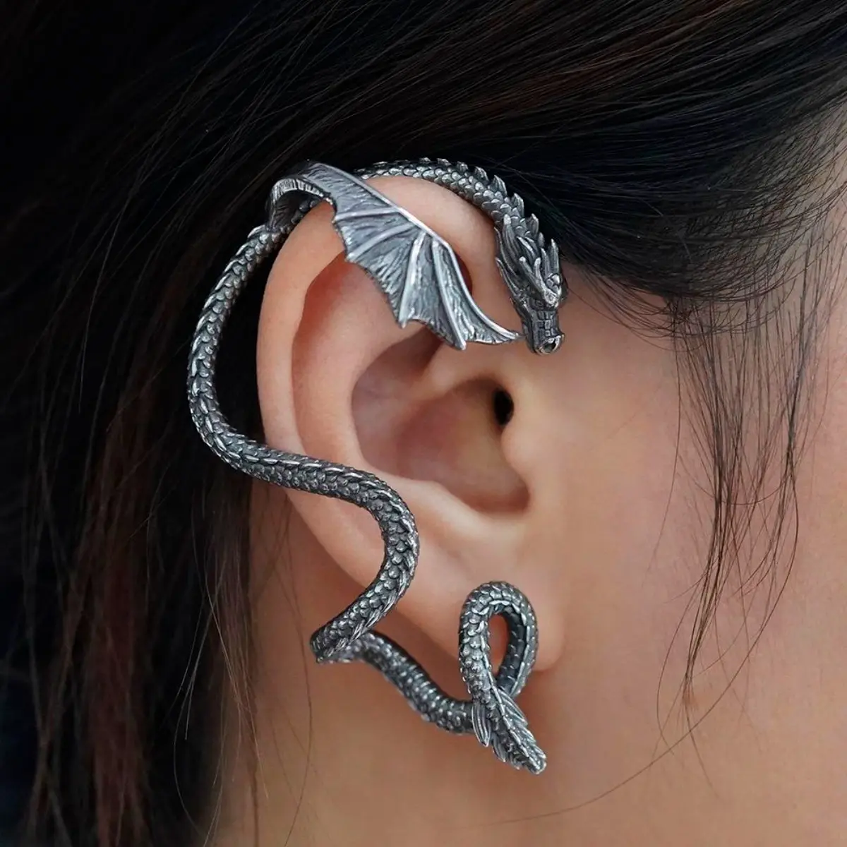 1 Pcs Dragon Earrings Animal Hoop Earrings Simple Hypoallergenic Minimalist Jewelry Gift Women Jewelry Gift